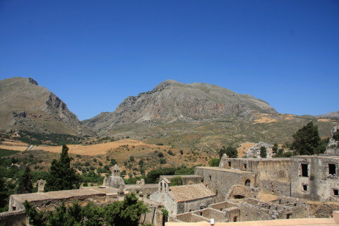 Kreta-2009-8287-det-forfaldne-kloster-Kato-Moni-Prevel-15-1600-tallet.JPG